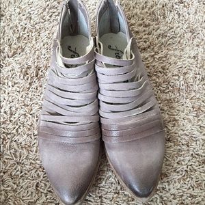 Free people shoes size 37 (US 7)