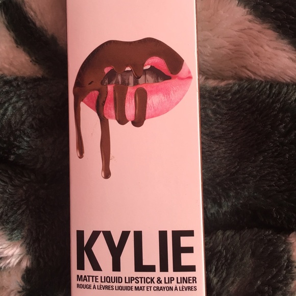 🚫SOLD🚫 Kylie Cosmetics True Brown K Lip Kit