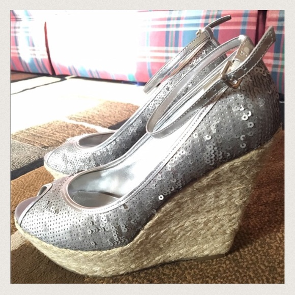 GUESS sequined silver wedge shoes