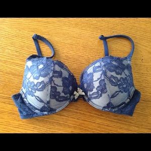 Body by Victoria 36C push-up bra