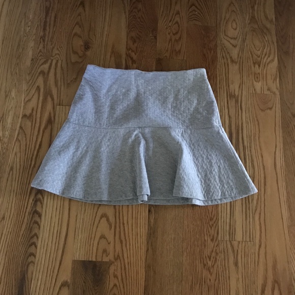 Flirty and flared Loft quilted skirt