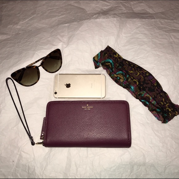 kate spade Handbags - Kate Spade Mulberry Street Pebble Leather Wallet