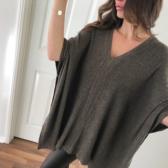 🚫Sold • Brown Blended Poncho Sweater - Picture 2 of 4
