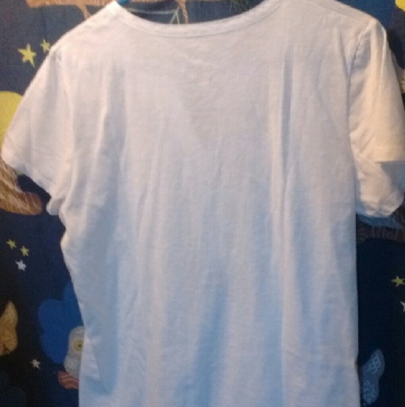 Cute tee - Picture 2 of 2