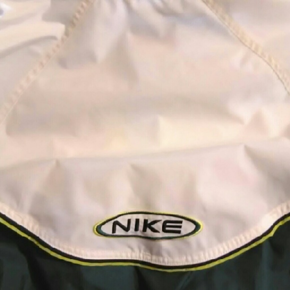 Nike green and white Women's jacket size small - Picture 3 of 8