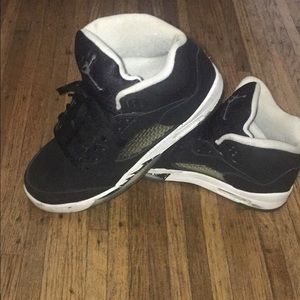 Retro Jordan Oreo 5s size 5.5 youth