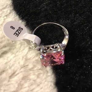 Stunning pink stone ring size 8