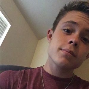 Meet your Posher, Dylan