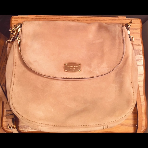 Gorgeous Michael Kors Tan Suede Purse