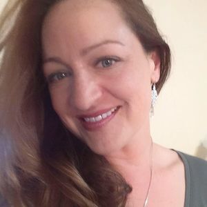 Meet your Posher, Nichole