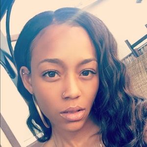 Meet your Posher, Earlasha