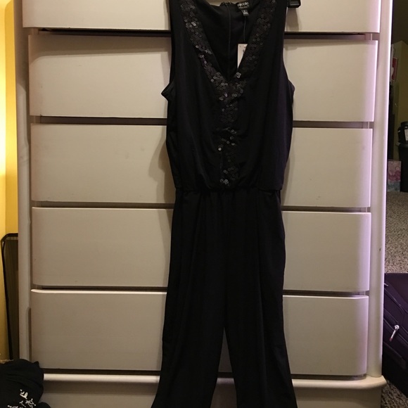 Jumpsuit with sequins.