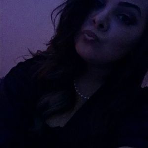 Meet your Posher, Janelle