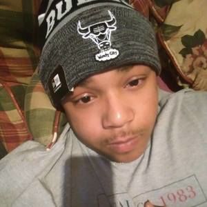 Meet your Posher, Devonte