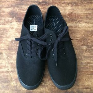 (WILL BE DONATED 2/10/17)Women's Lace-Up Shoes