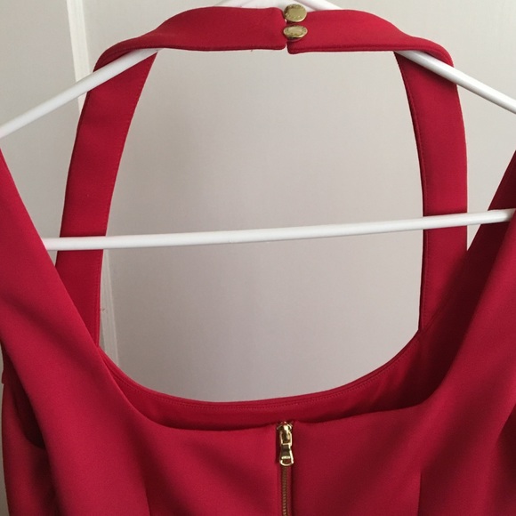 Red Dress - Picture 3 of 4