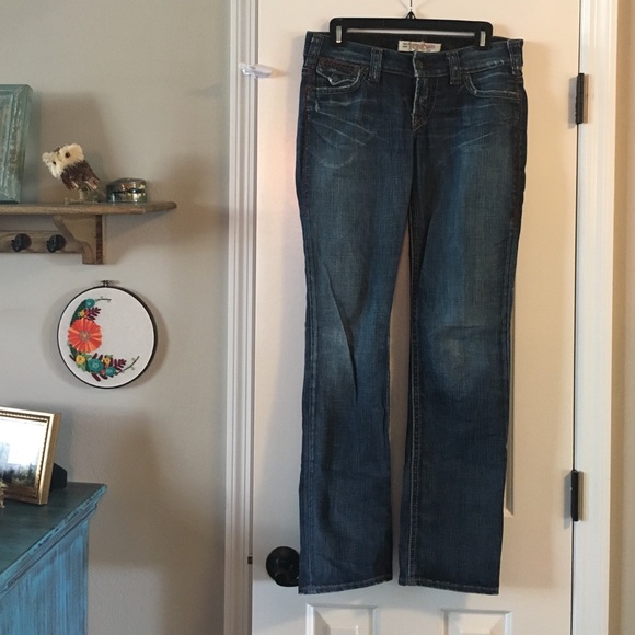 1921, Fun, distressed, straight leg jeans.