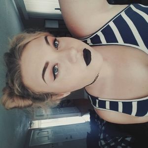 Meet your Posher, Lexi