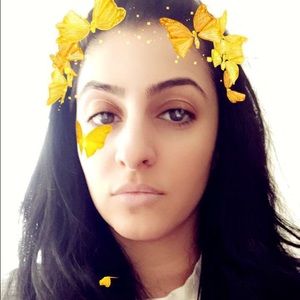 Meet your Posher, Dina