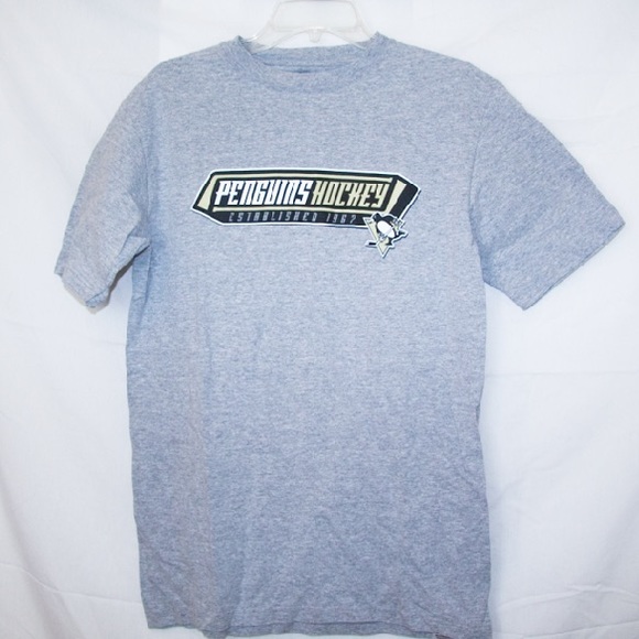 Other - Pittsburgh Penguins tshirt