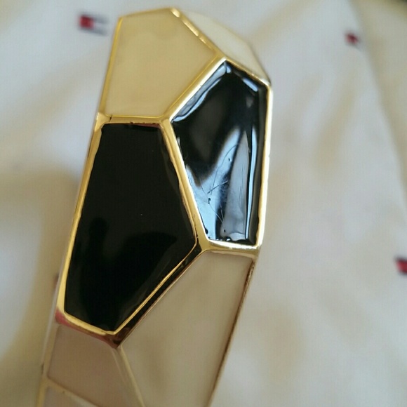 Collection bangles.Pull apart to put on.Never fade - Picture 1 of 3