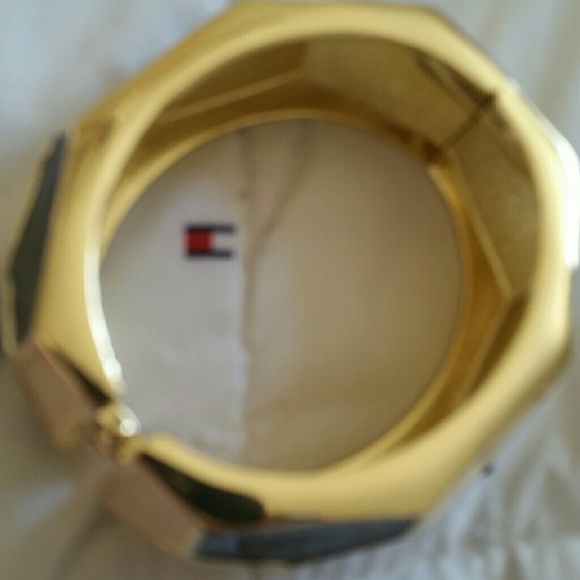 Collection bangles.Pull apart to put on.Never fade - Picture 3 of 3