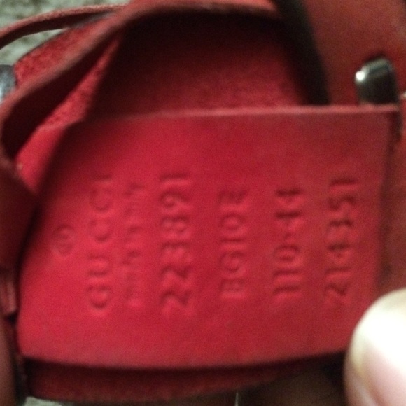 Red Gucci Belt - Picture 2 of 2