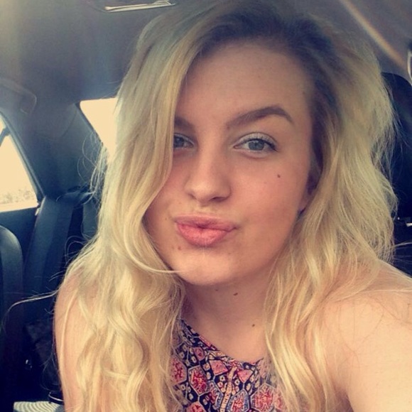 Meet your Posher, Jessica