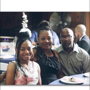 Meet your Posher, Monique