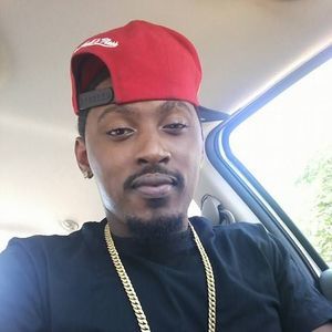 Meet your Posher, Ronnie