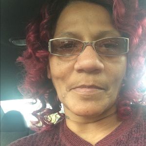 Meet your Posher, Deborah