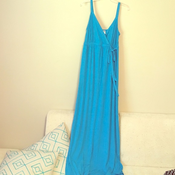 NWOT maternity maxi dress