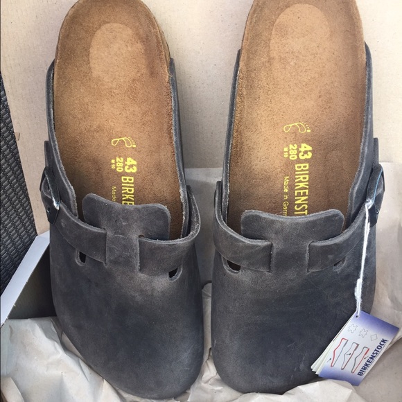 New with tags Men's Grey Birkenstocks size 10
