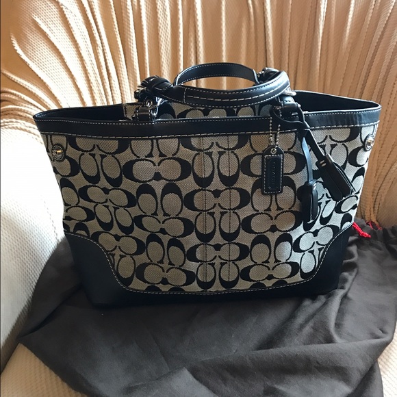 Coach signature tote