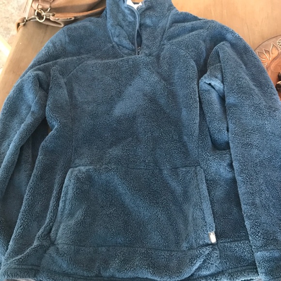 Pullover - Picture 1 of 3