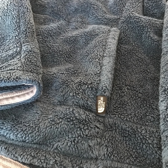 Pullover - Picture 3 of 3