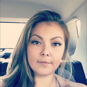 Meet your Posher, Carina