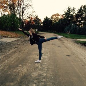 Meet your Posher, Kara