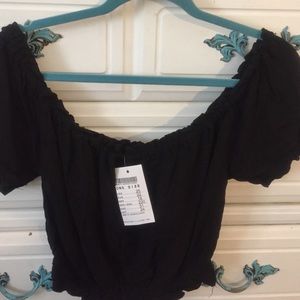 BRANDY MELVILLE crop top