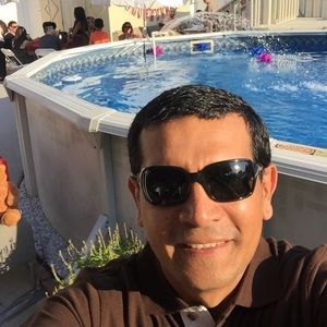 Meet your Posher, Eduardo