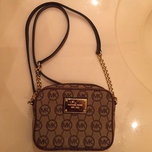 Michael Kors crossbody purse