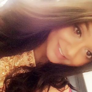 Meet your Posher, Samira