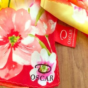 100% Silk Oscar de la Renta Scarf