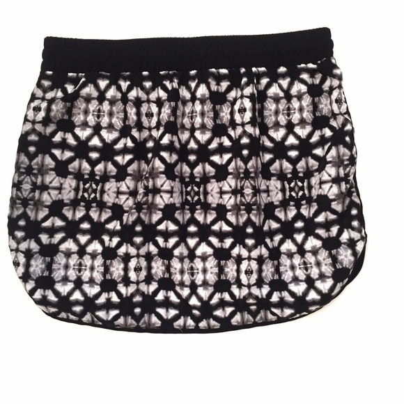 NWOT SANCTUARY CLOTH MINISKIRT - Picture 3 of 4