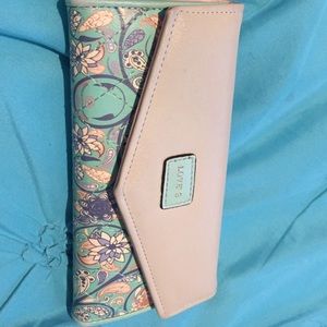 Love's wallet