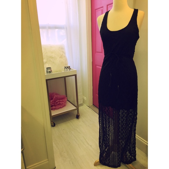 Lace Maxi Dress - Picture 3 of 3