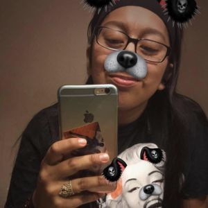 Meet your Posher, Julissa