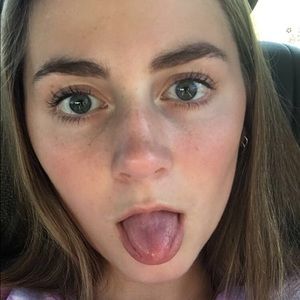 Meet your Posher, Grainne