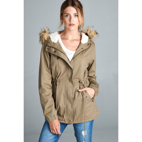 ✨Clearance✨ Tan Fur Lined Jackett - Picture 4 of 4