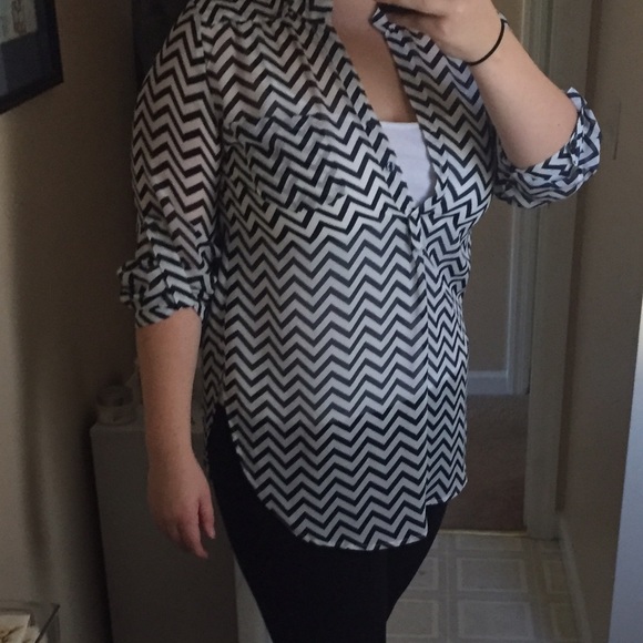 Collarless Chevron Blouse!